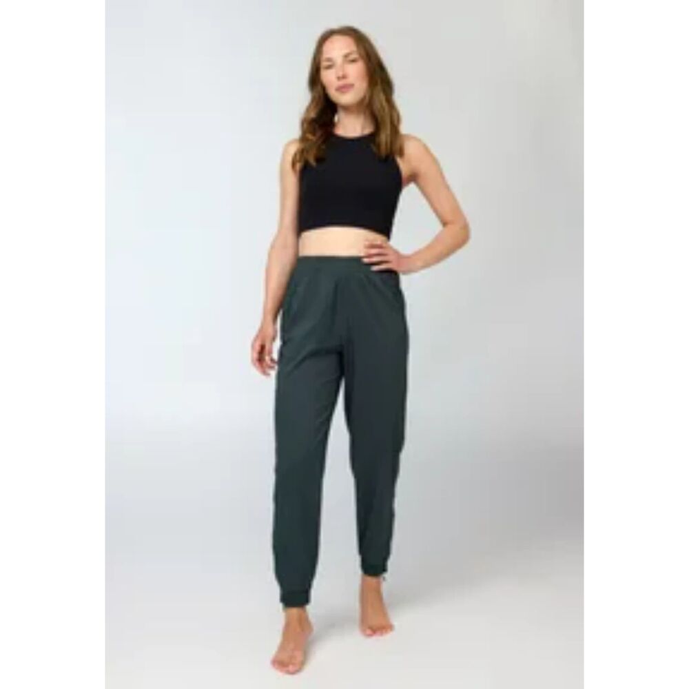 Girlfriend Collective Summit Track Pants in Moss Size Medium